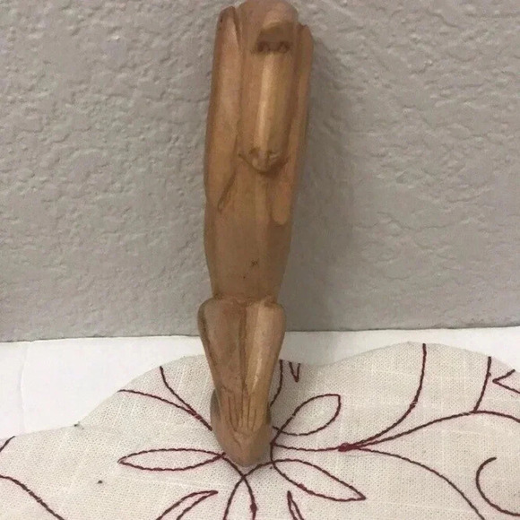 Vintage Hand Carved Wooden Monkey See No Evil, Hear No Evil, Speak No Evil - Picture 5 of 9